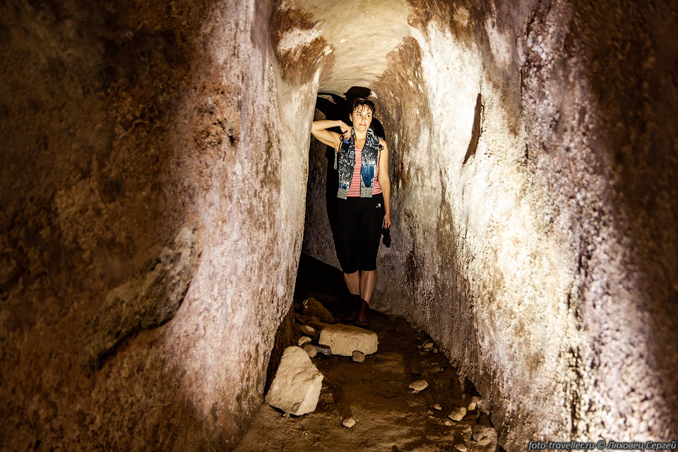 Подземелья в крепости Саранта Колонес