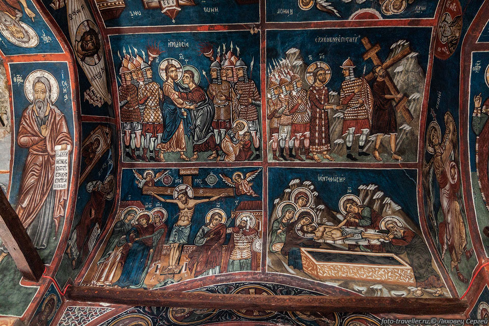 Фрески в церкви Панагия Форвиотисса Асину.