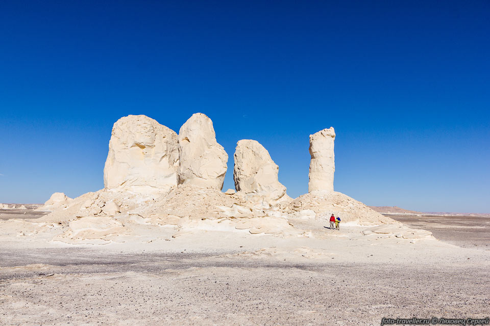 Красивые останцы в Белой пустыне Египта