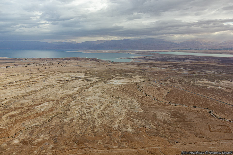 Вид на Мертвое море с крепости Масада