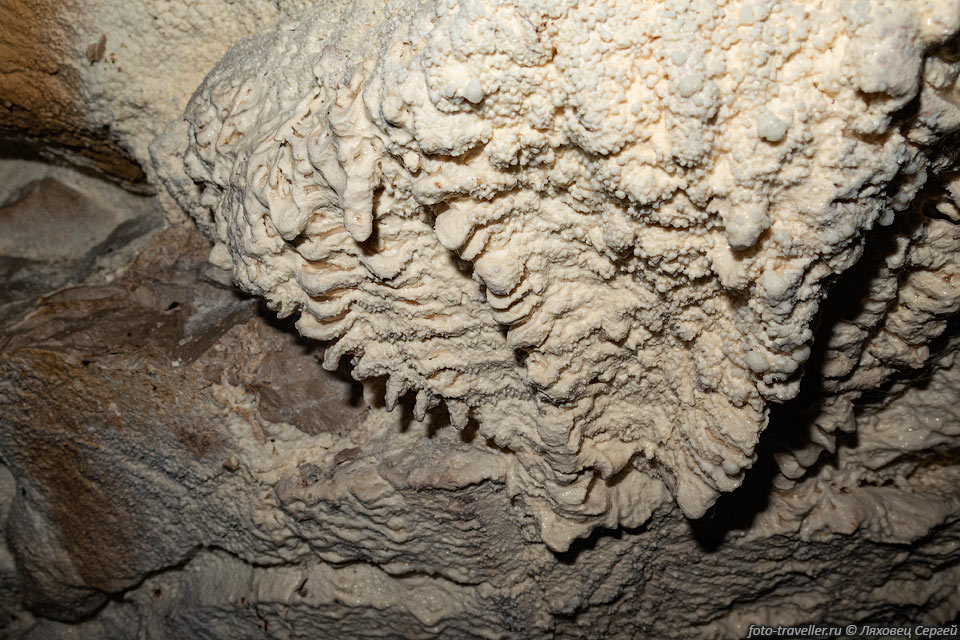 Натек в пещере К6Д70