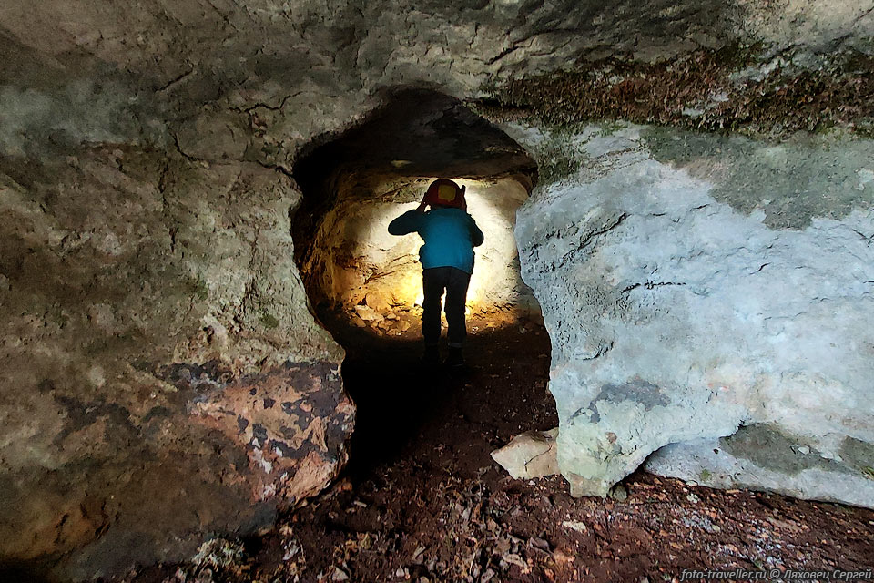 Горизонтальная пещера Ракушка (443-27)