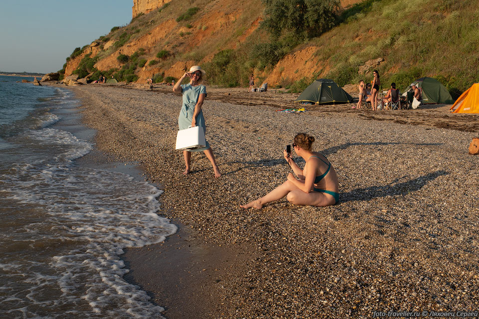 Фотосессия на пляже возле мыса Керменчик