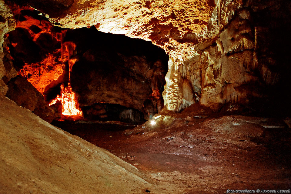 Зал в пещере Крубера