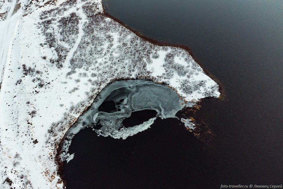 Лед на озере Первое Титовское