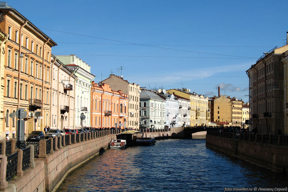 Река Мойка в центре города Санкт-Петербург