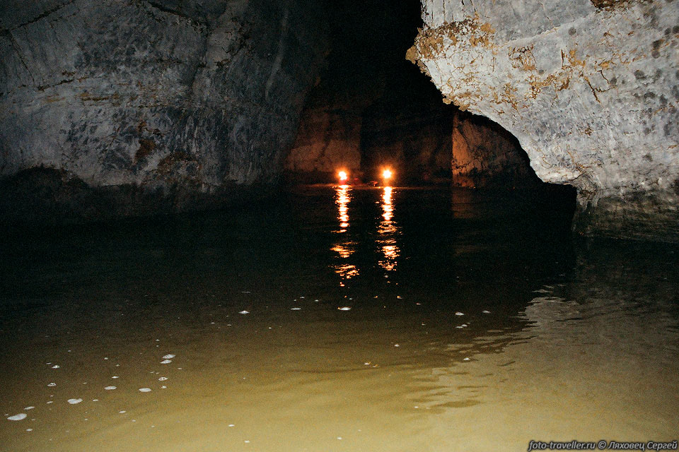 Сплав по течению подземной реки Сумган