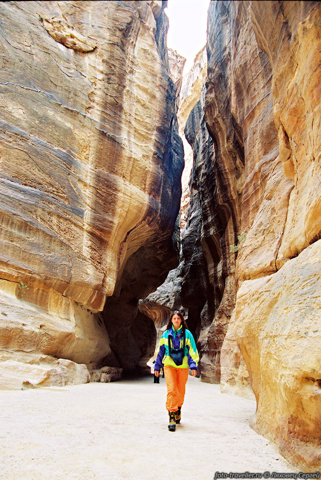 Ущелье Сик является входом в легендарную Петру (Petra).