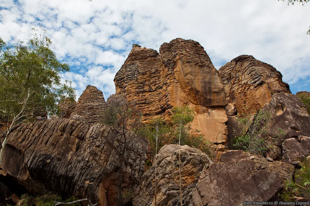 В парке Каранбирини (Caranbirini Conservation
Reserve) можно посмотреть интересные останцы