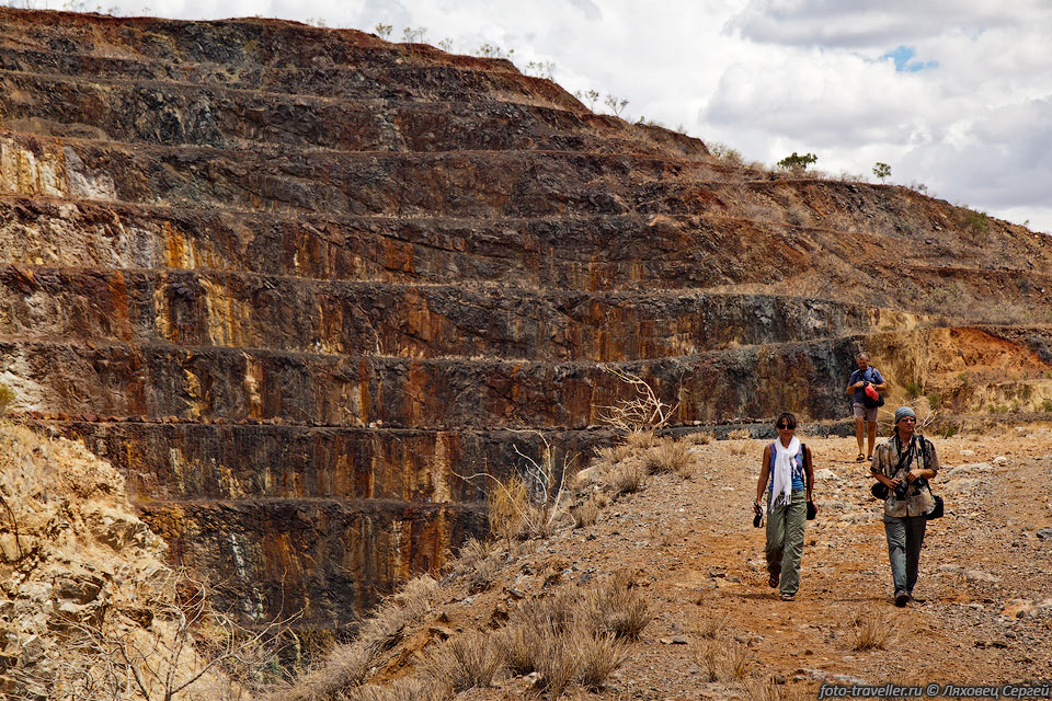 Основное природное богатство Австралии - минеральные ресурсы.