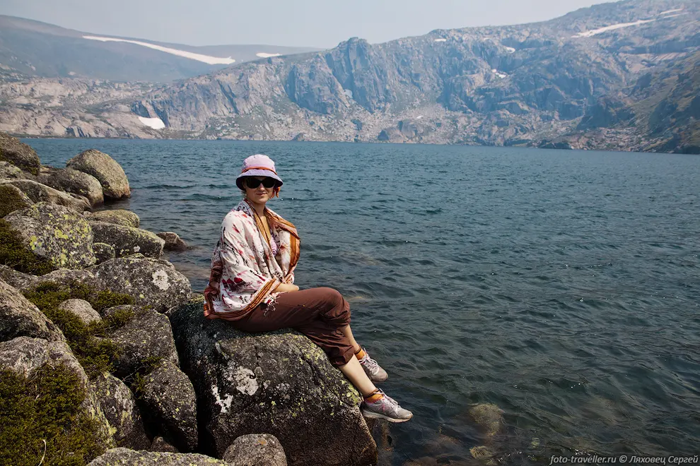 Голубое озеро (Blue Lake) - местная достопримечательность.
На мой взгляд ничего особенного в нем нет, но видимо для Австралии высокогорное 
озеро это интересно.