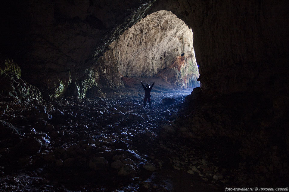 Привходовая часть пещеры Дубочка