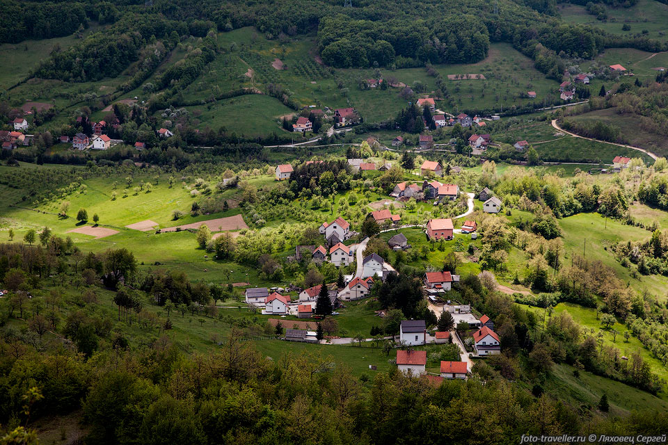 Аккуратный поселок в Боснии и Герцеговине