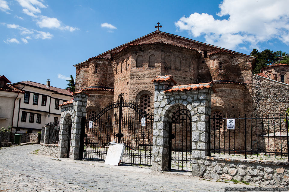 Церковь Святая София (Saint Sophia, Света Софиjа) в
в городе Охрид (Ohrid) на берегу Охридского озера