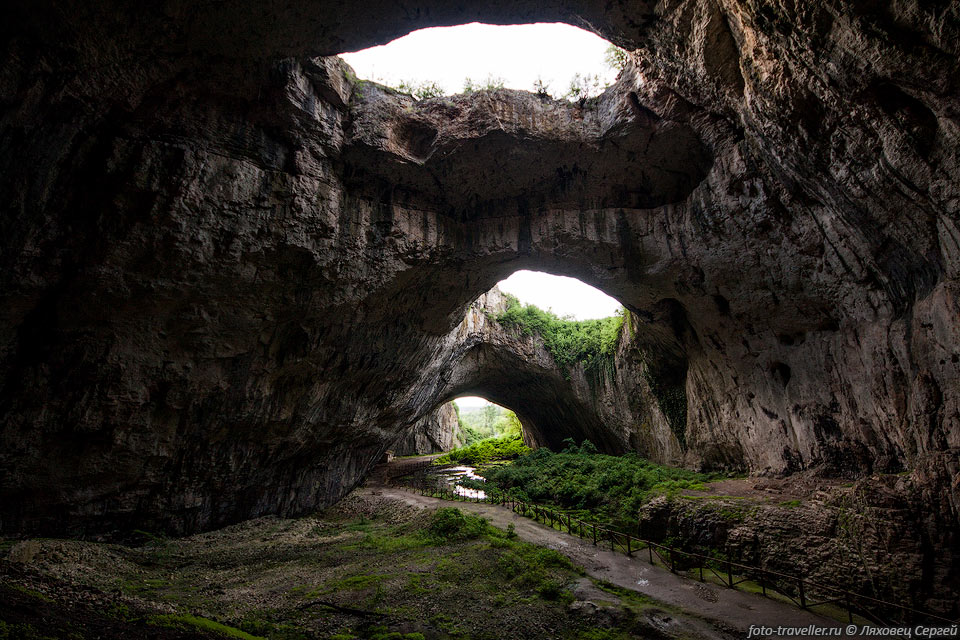 В 2011 году в пещере Деветашка происходили съемки фильма "Неудержимые 
2" Сильвестра Сталоне. 