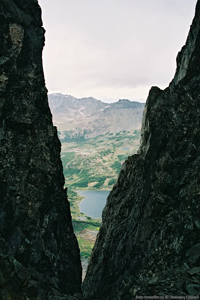 Стрела каньона.
Крутые скалы горы Клем (Cerro Clem).