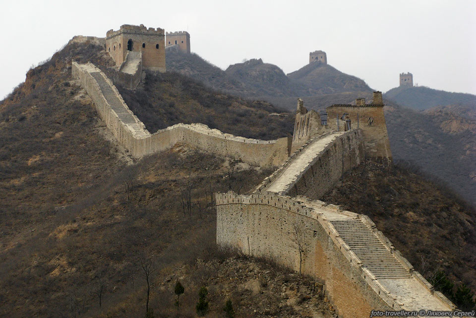 Участок Великой Китайской Стены Симатай (Simatai) расположен в 
120 км к северо-востоку от Пекина.
