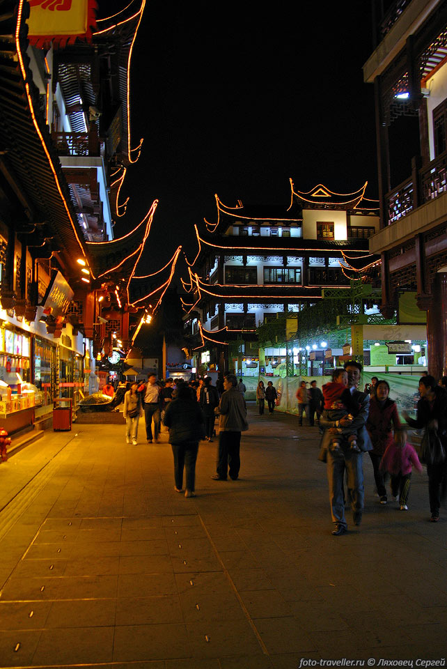 Улица в старом районе Шанхая