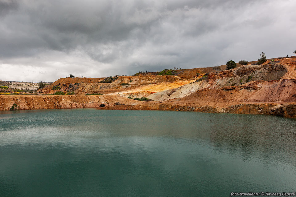Затопленый карьер шахты Агрокипия (Agrokipia Mine).
