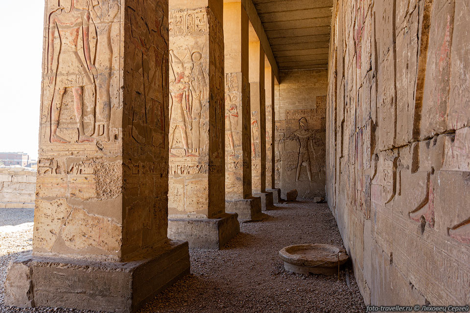 Заупокойный храм Сети I (Temple of Seti I) в Абидос (Abydos).