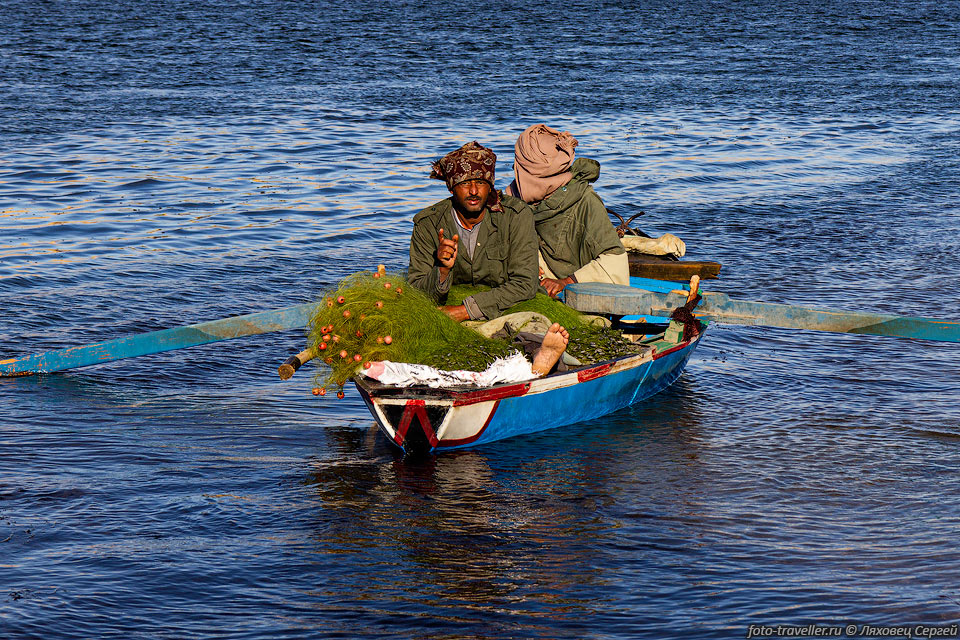 Рыбаки на реке Нил