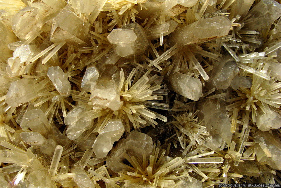 Кристаллы поваренной соли