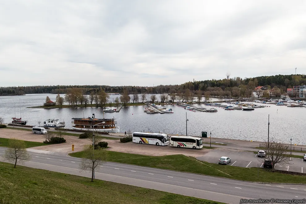 Гавань в Лаппеенранте.
Озеро Сайма (Saimaa, Saimen) является крупнейшим озером во всей Финляндии и 
четвертым по величине в Европе.
