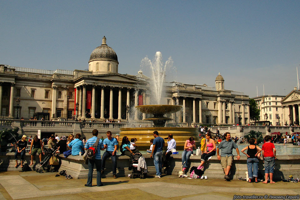 Трафальгарская площадь (Trafalgar Square) традиционное место проведения 
митингов, 
демонстраций, и массовых праздников