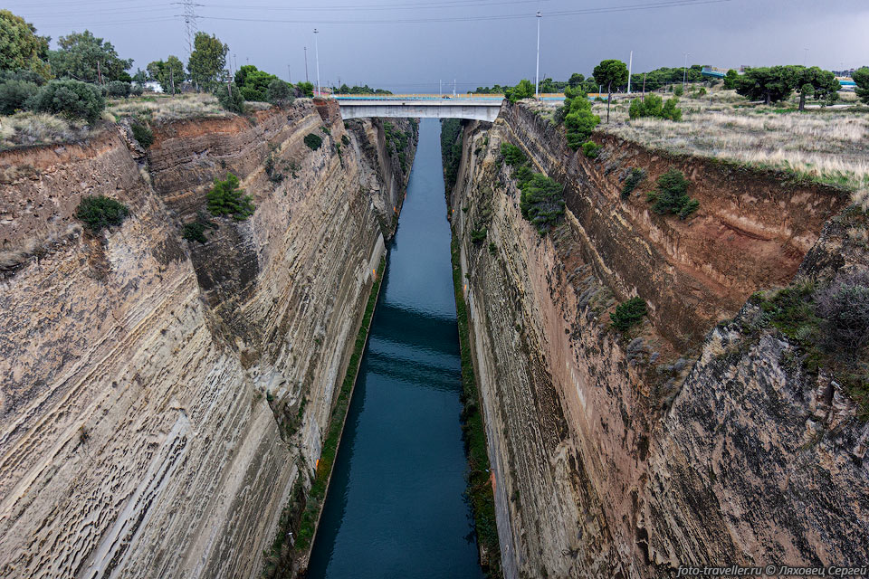 Коринфский канал (Corinth Canal) в Греции.