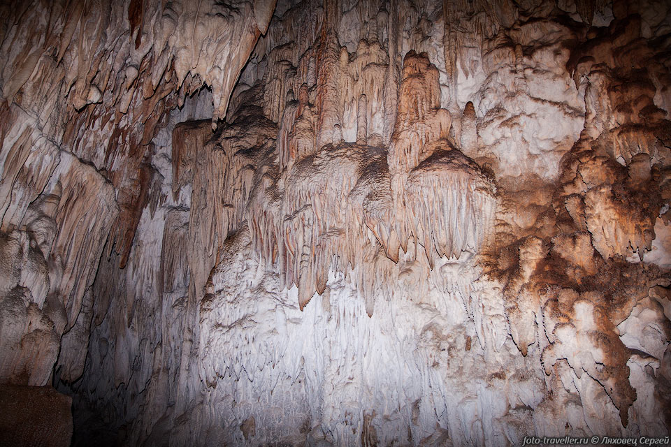 Пещера Хулик небольшая, суммарная длинна ходов (где мы ходили) 
порядка 300 м