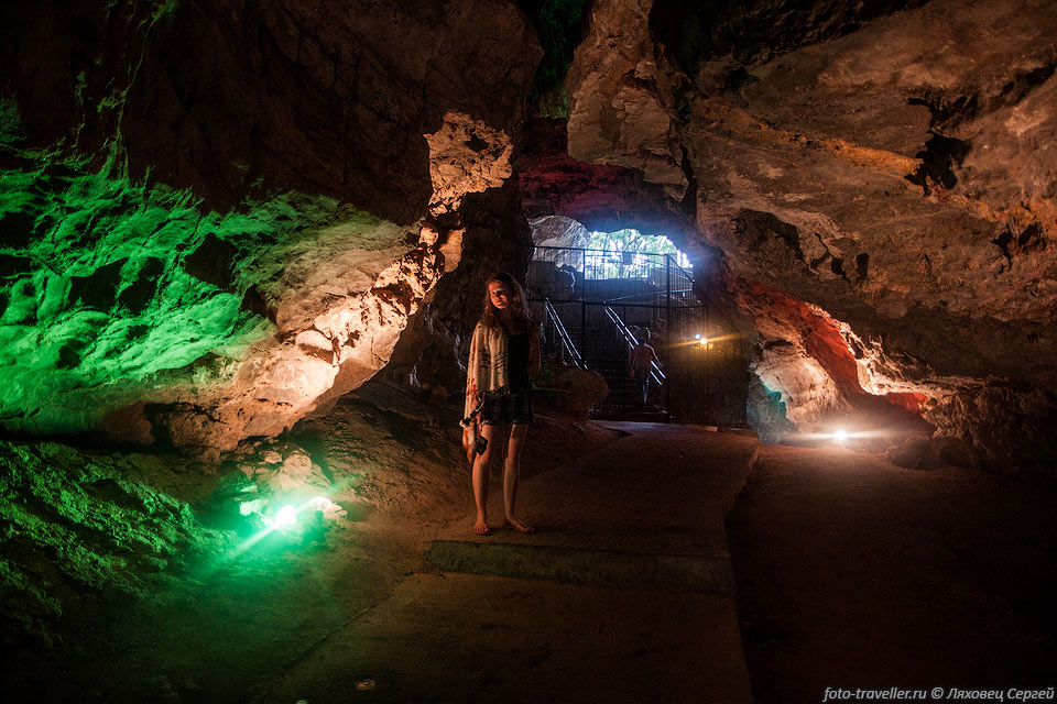 Привходовая часть пещеры Таулабе
