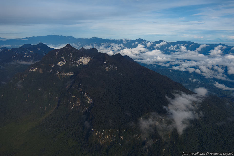 Известняковые горы в районе долины Балием.