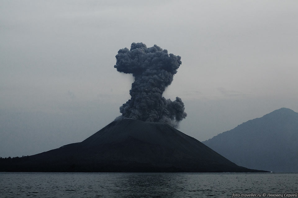 Анак Кракатау позволяет учёным проводить различные исследования, 
связанные с вулканической активностью