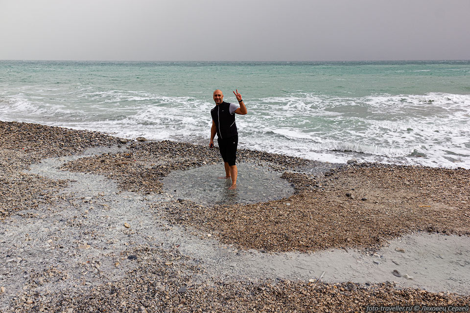 Не оборудованные горячие источники на берегу Мертвого моря