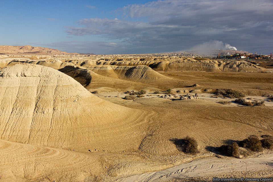 Местность возле минералогических заводов на Мертвом море