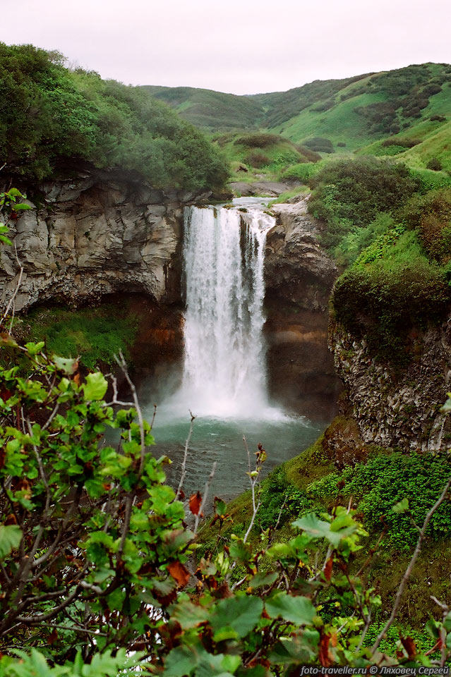 Красавец-водопад