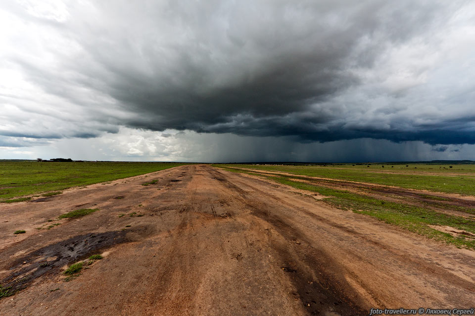 На юге Кении дождь шел почти каждый день, но особых проблем он 
не создавал