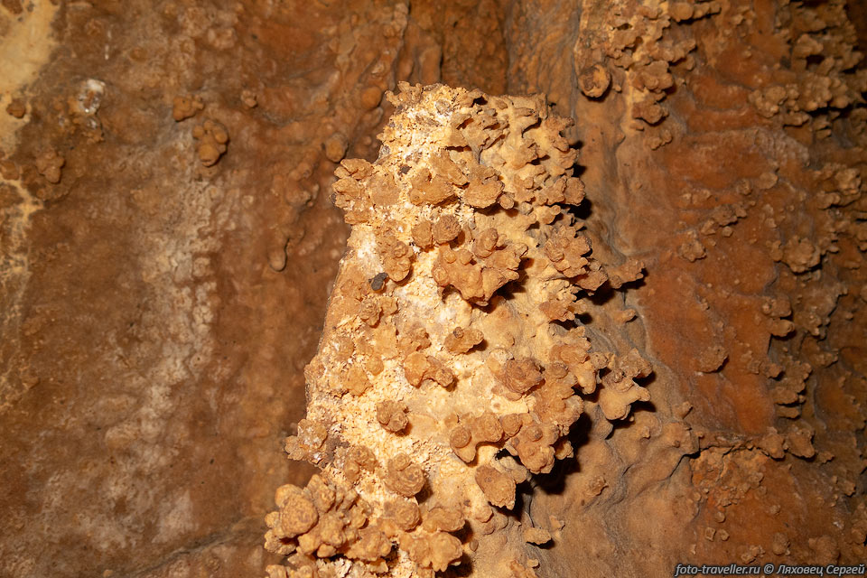 Вторичные образования в пещере К18 на Чатыр-Даге