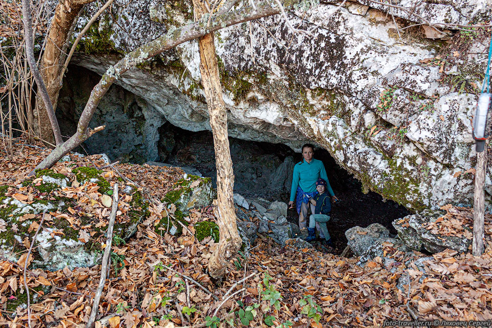 Вход в пещеру 438-5