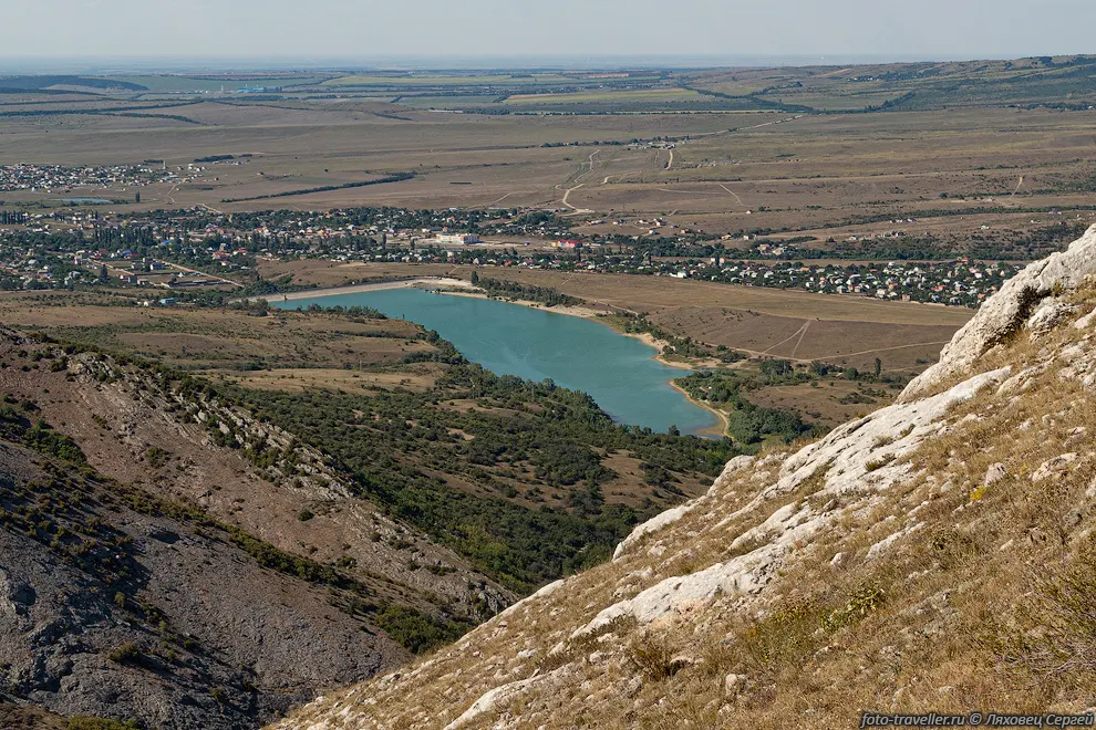 Аянское водохранилище