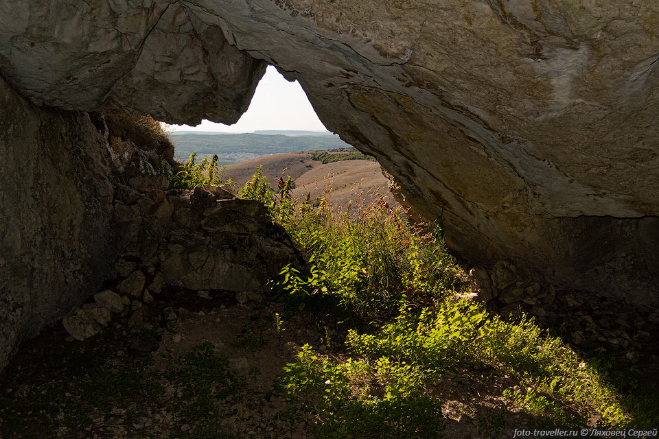 Вид из пещеры Голубиная-1