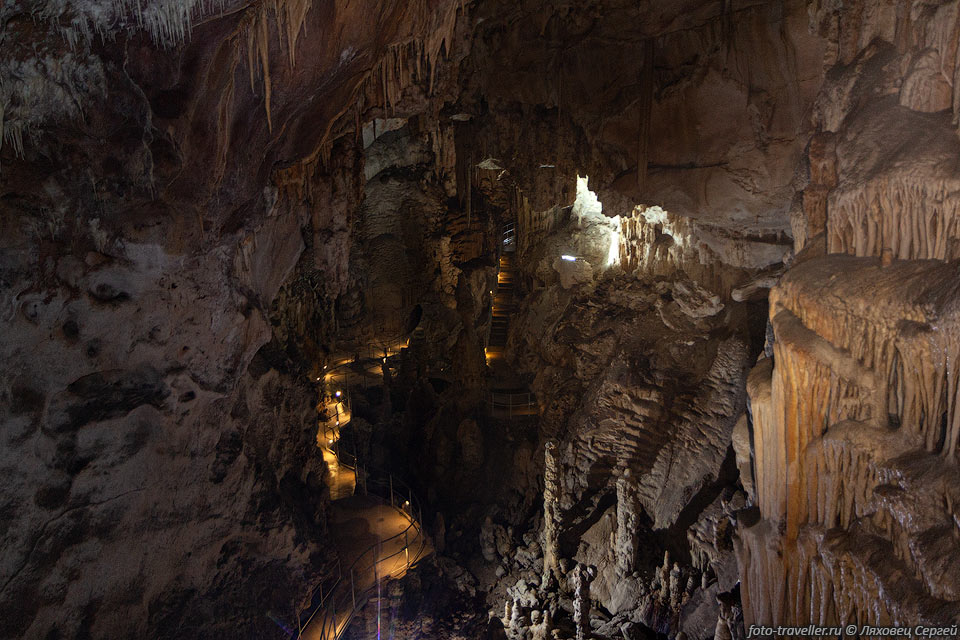 Зал Идолов в пещере Эмине-Баир-Хосар