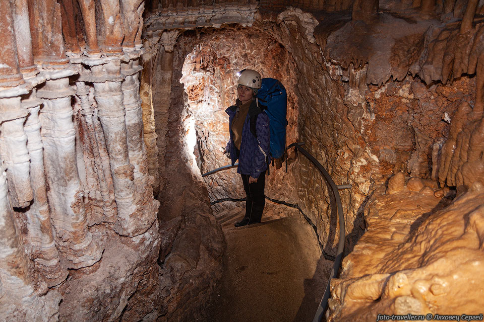 Экскурсионная часть пещеры Баир