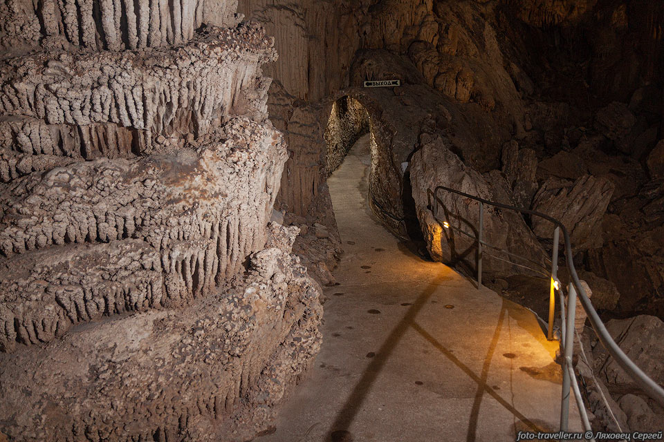 Экскурсионный маршрут в пещере Баир