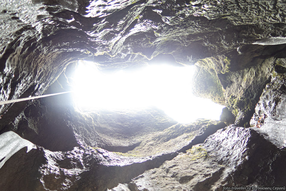 Колодец пещеры Оленья ложная