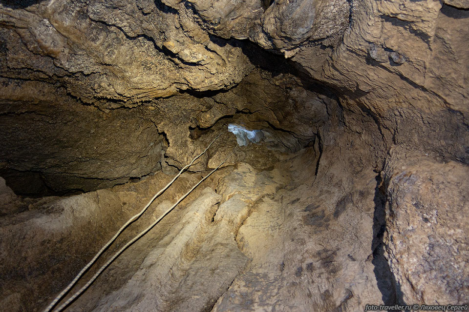 Колодец в пещере 442-11