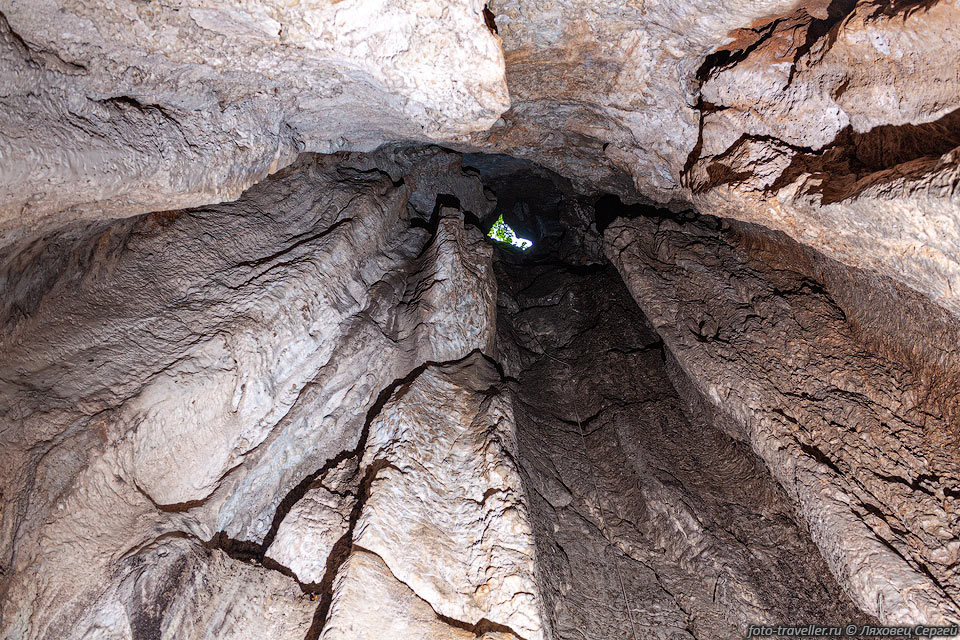 Пещера Жемчужная на Чатыр-Даге