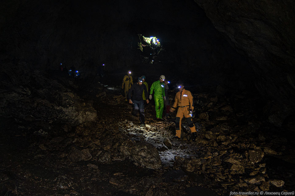 Большой зал пещеры Холодная на Чатыр-Даге