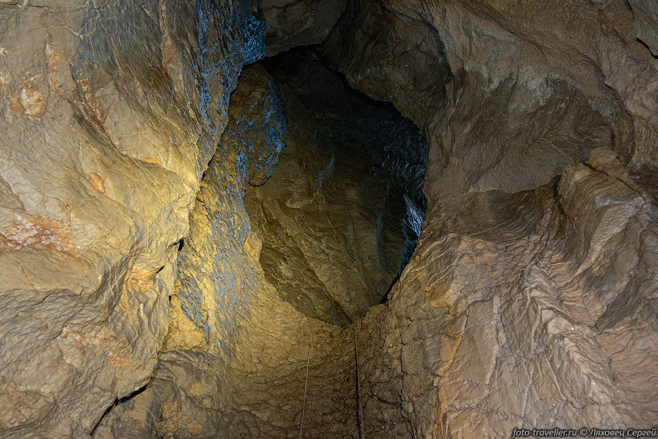 Колодец в пещере 447-4