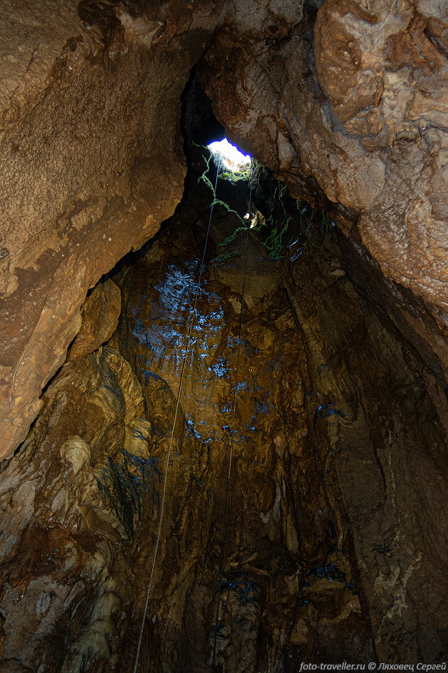 Колодец в пещере Голубиная-3